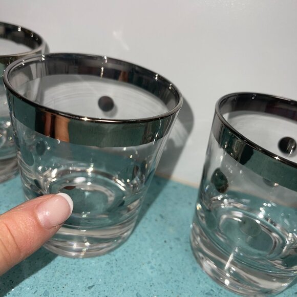 Dorothy Thorpe MCM Silver Rim Polka Dot Lowball Glasses Set of Four - Picture 9 of 11